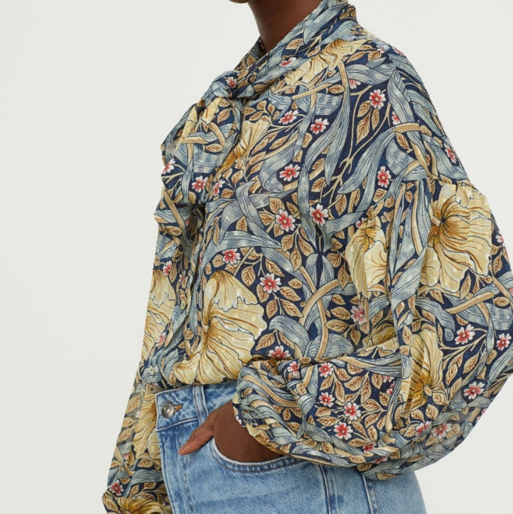 William morris & co floral pussybow blouse